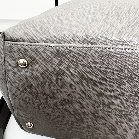 Grey Casual/Business/Laptop/ Baby Crossbody Bag - Large Pockets - Picture 9 of 11